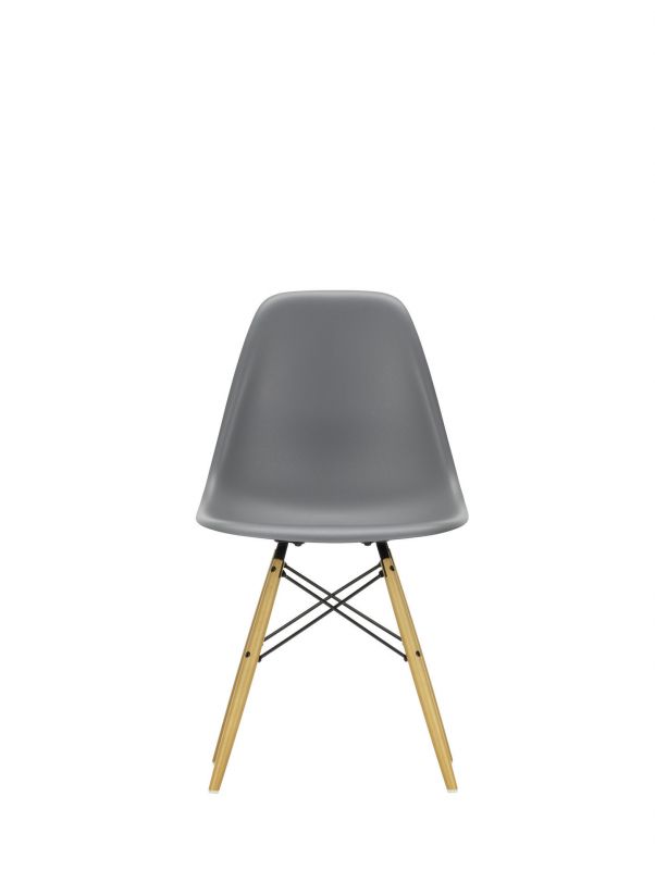 Eames Plastic Side Chair DSW Chair Vitra