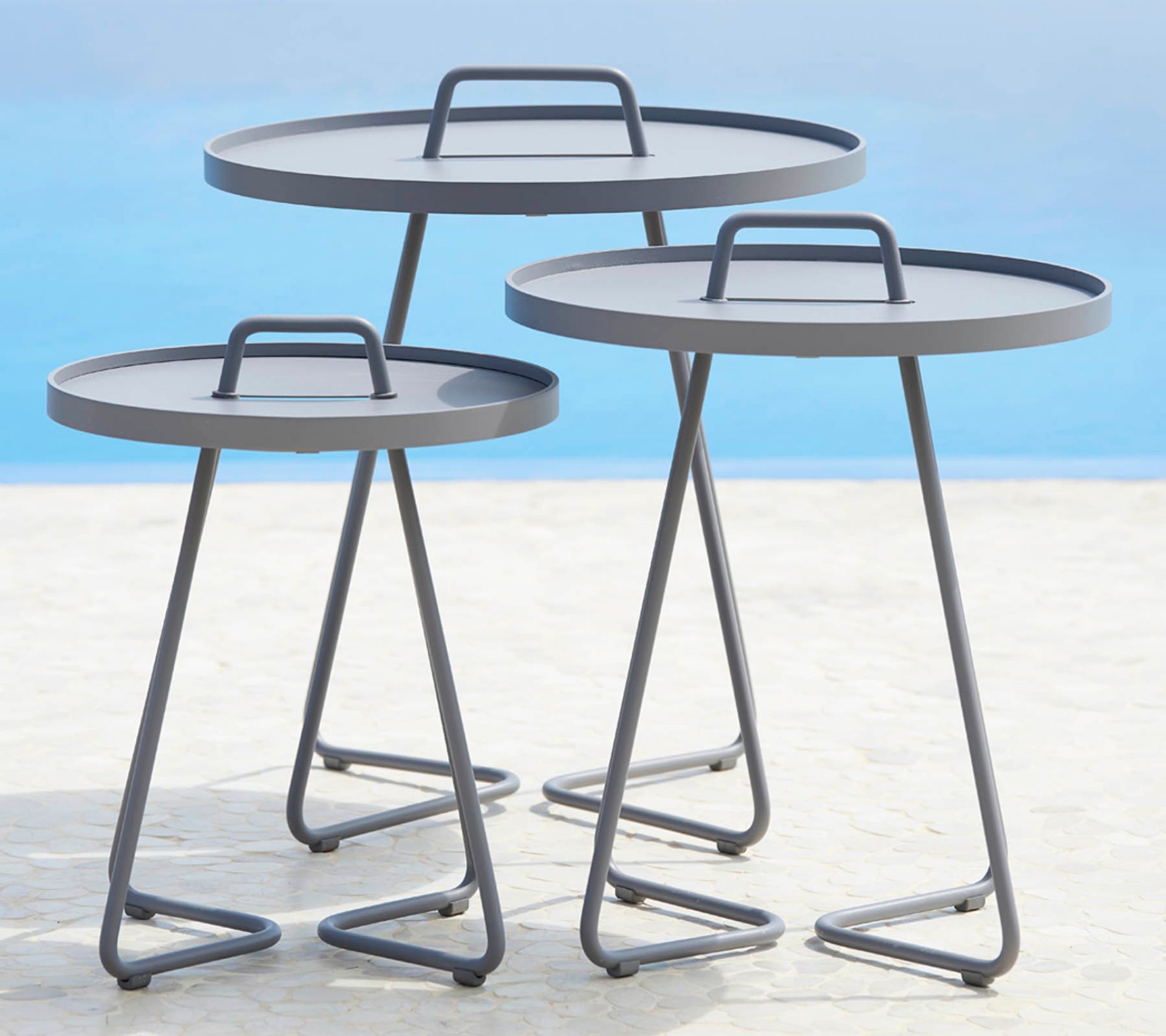 On-The-Move Outdoor side table extra small Cane-Line