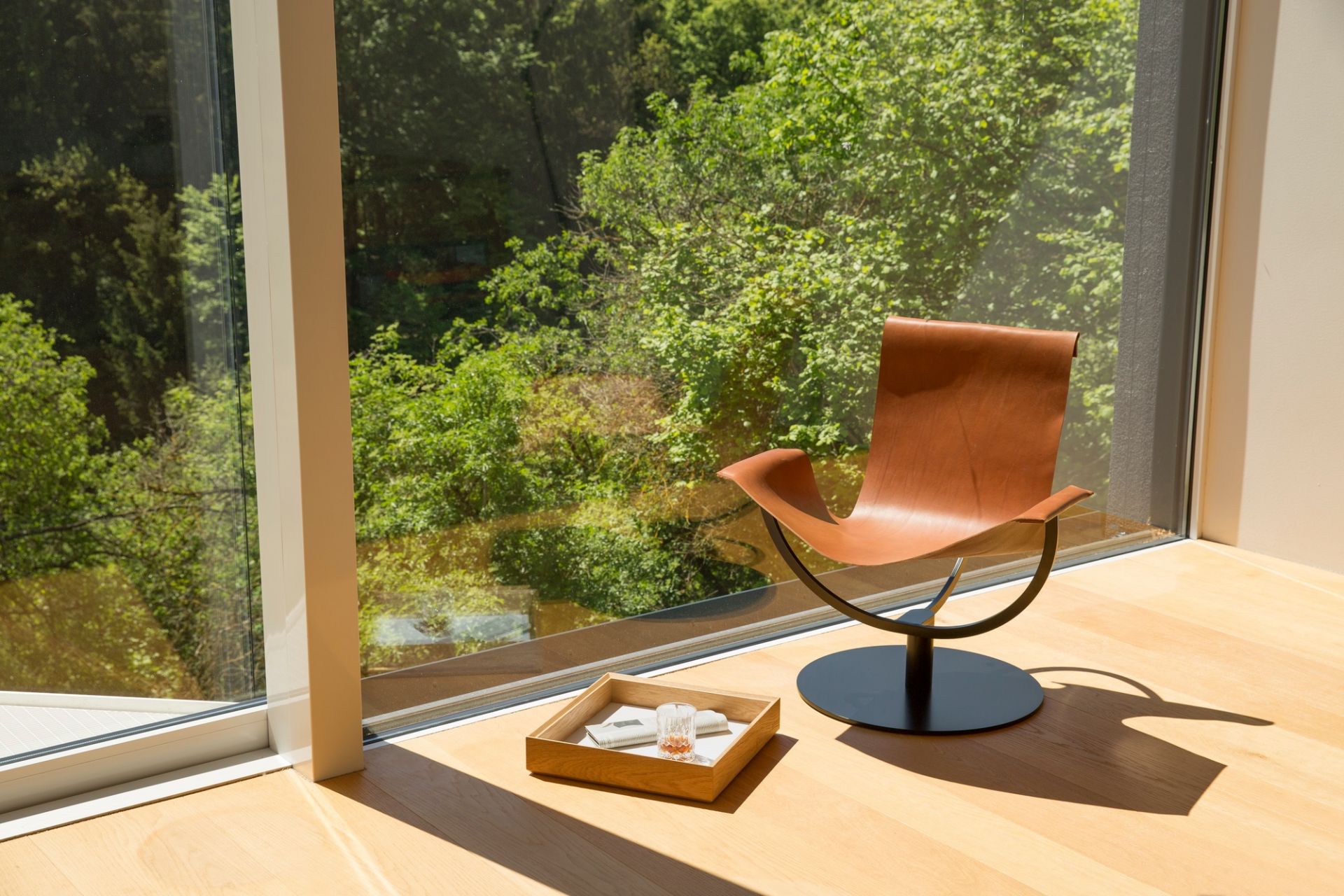 Arch Chair Armchair Core Leather Black Favius