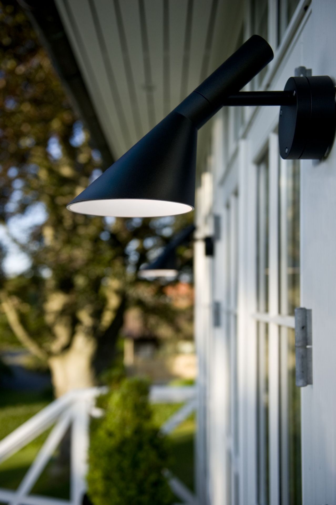 AJ 50 Outdoor Wall Light Louis Poulsen