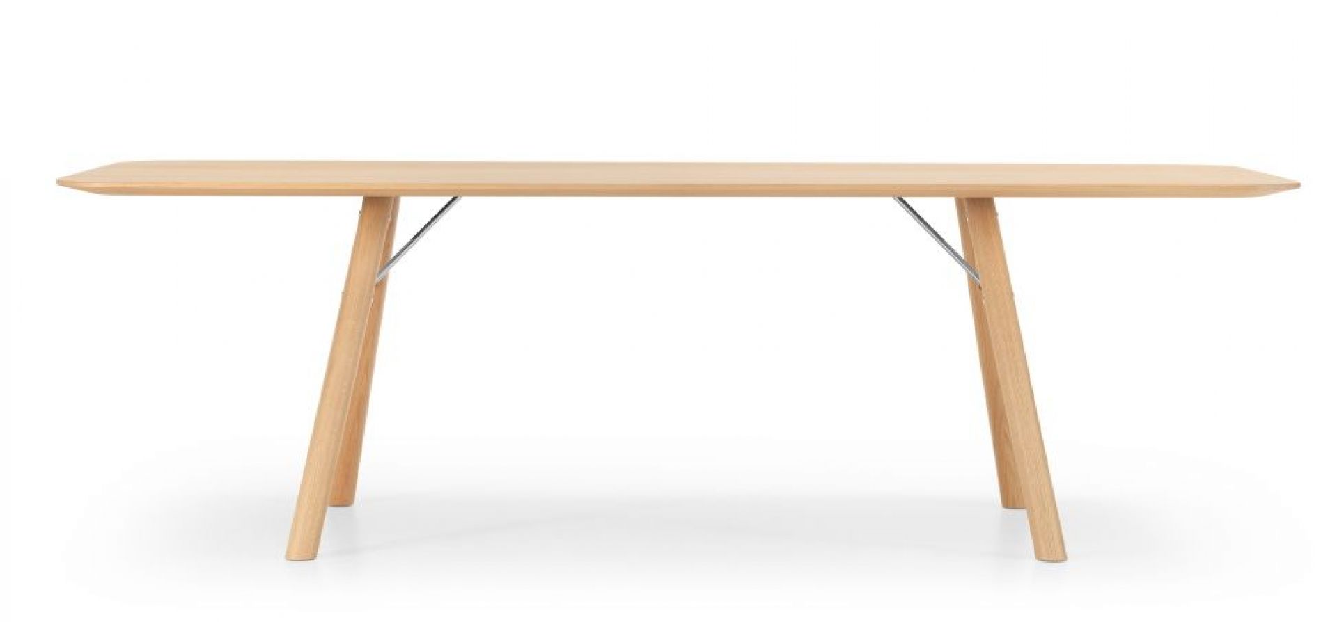 Akio Table Girsberger