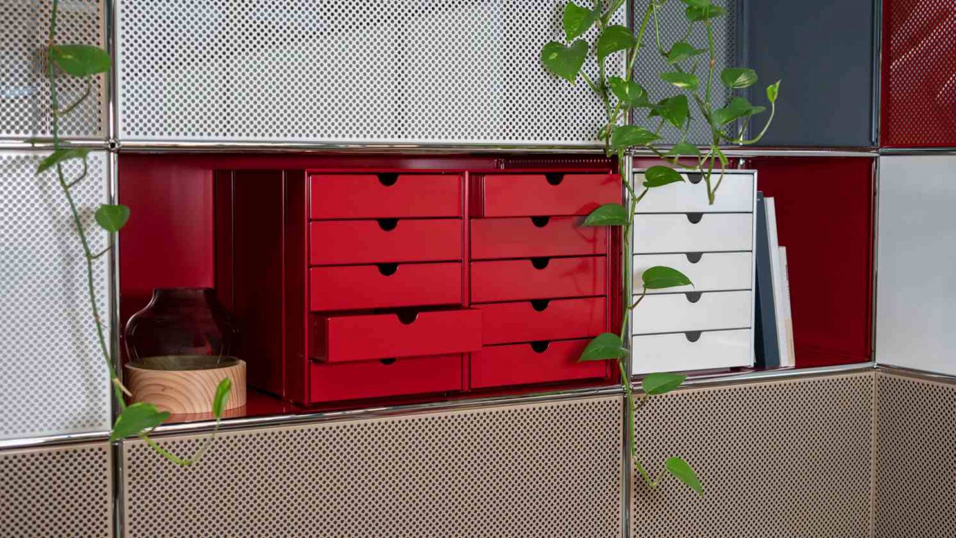 USM Haller Inos box set C4 with 5 closed trays Home Office