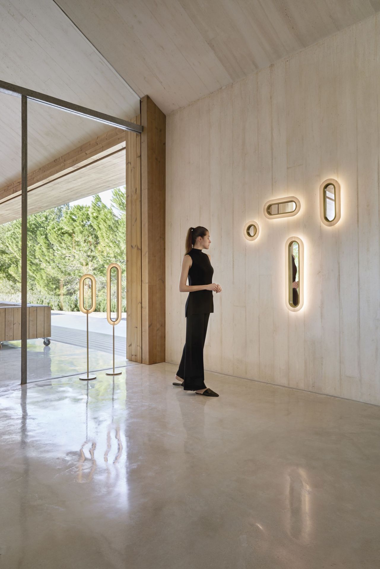 Lens LED Wall Lamp oval Metal Ring in Gold LZF Lamps