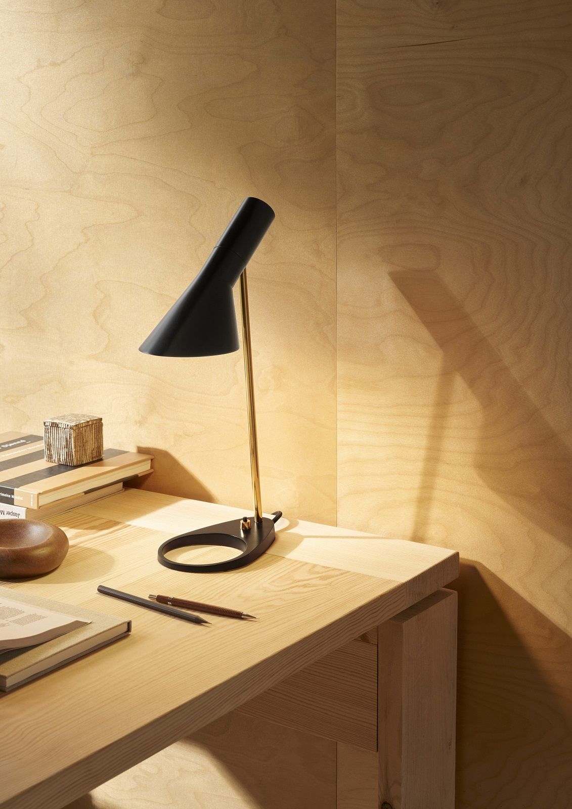 AJ Mini Table lamp Table lamp Louis Poulsen