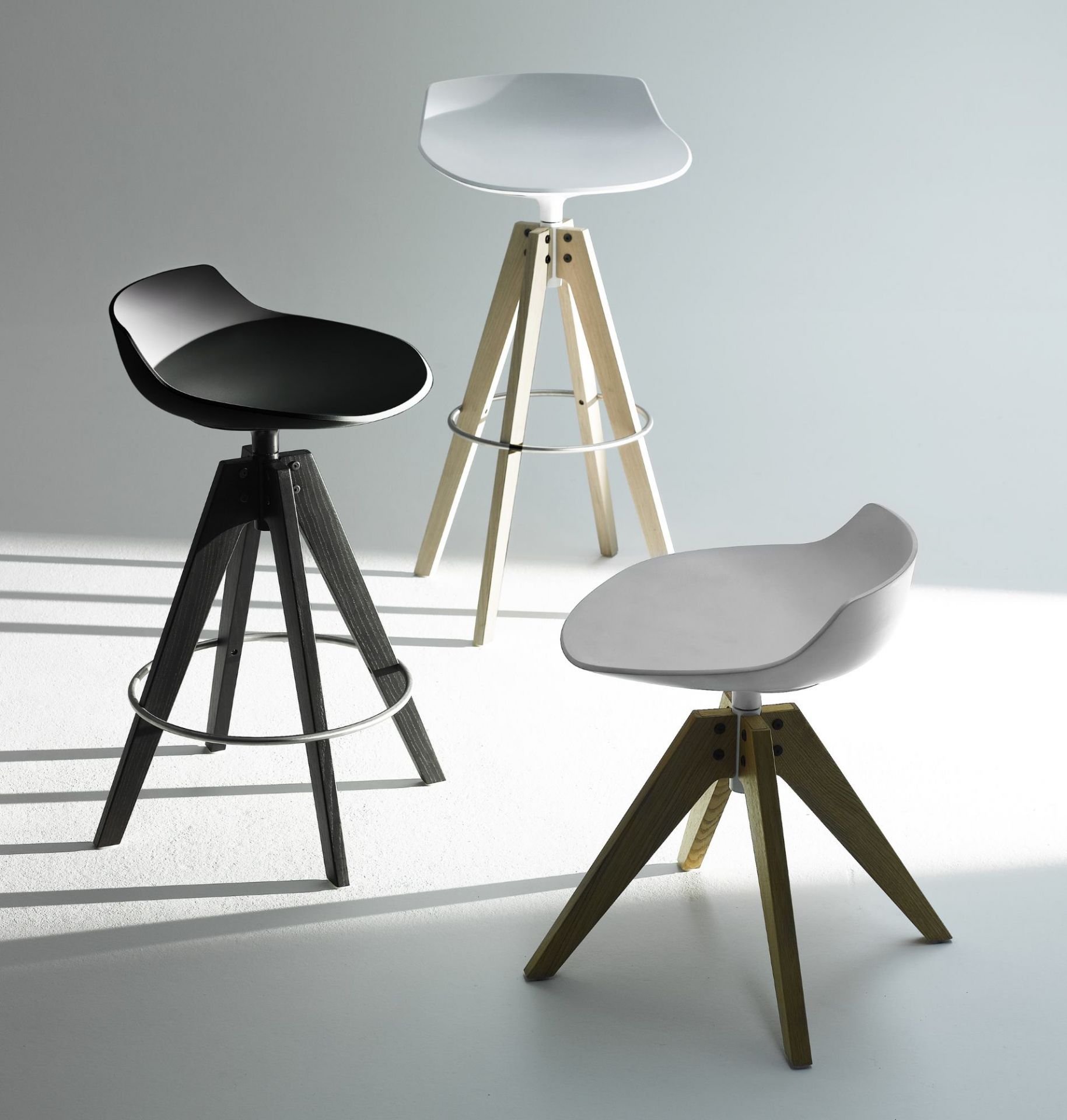 Flow Stool VN stool / counter stool MDF Italia