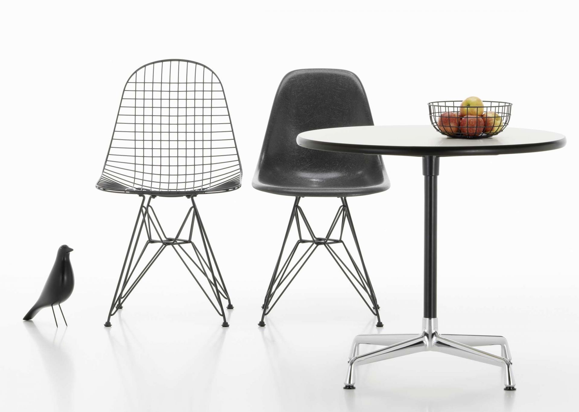 Eames Contract Table round Ø70 cm Vitra