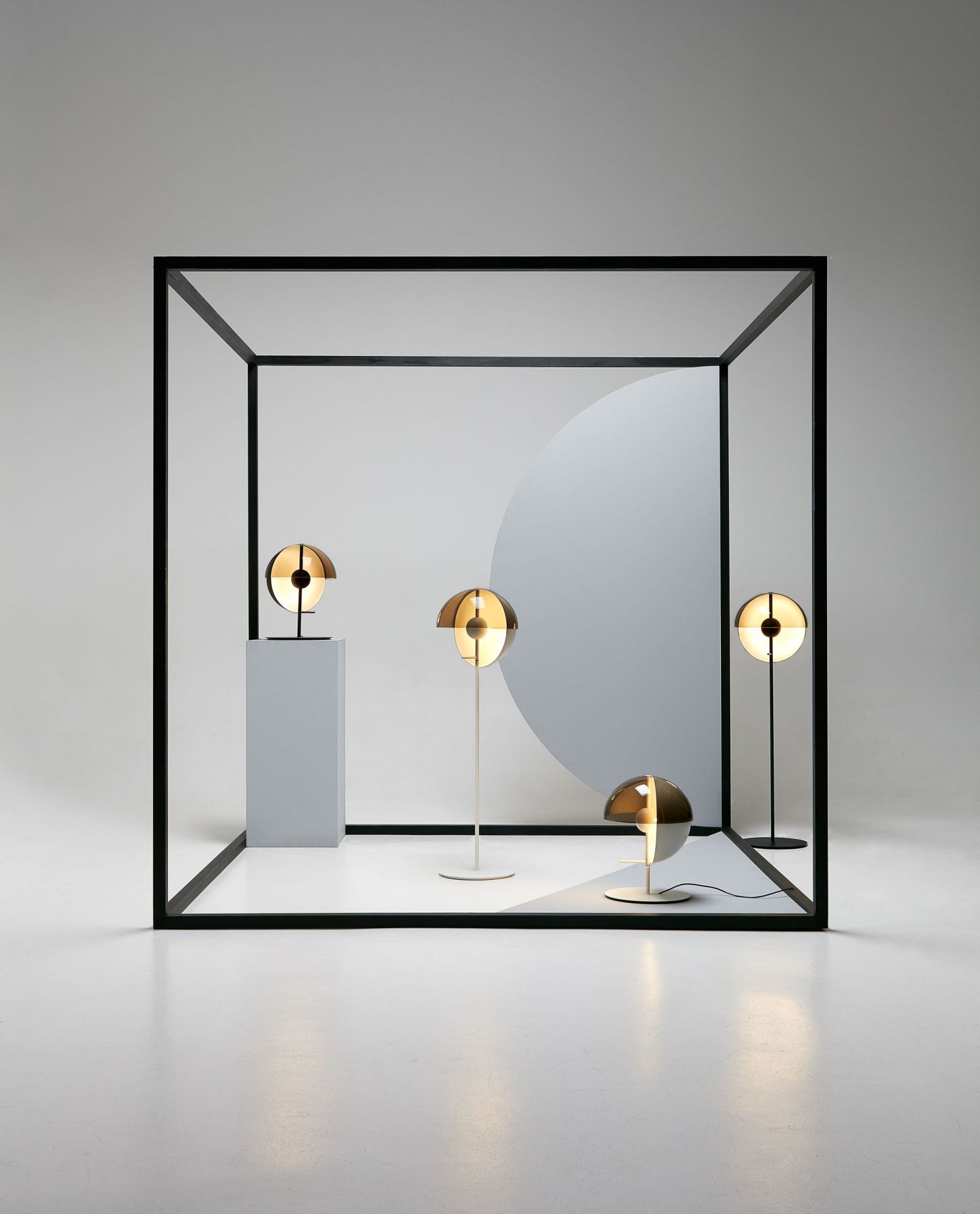 Theia M Table lamp white Marset