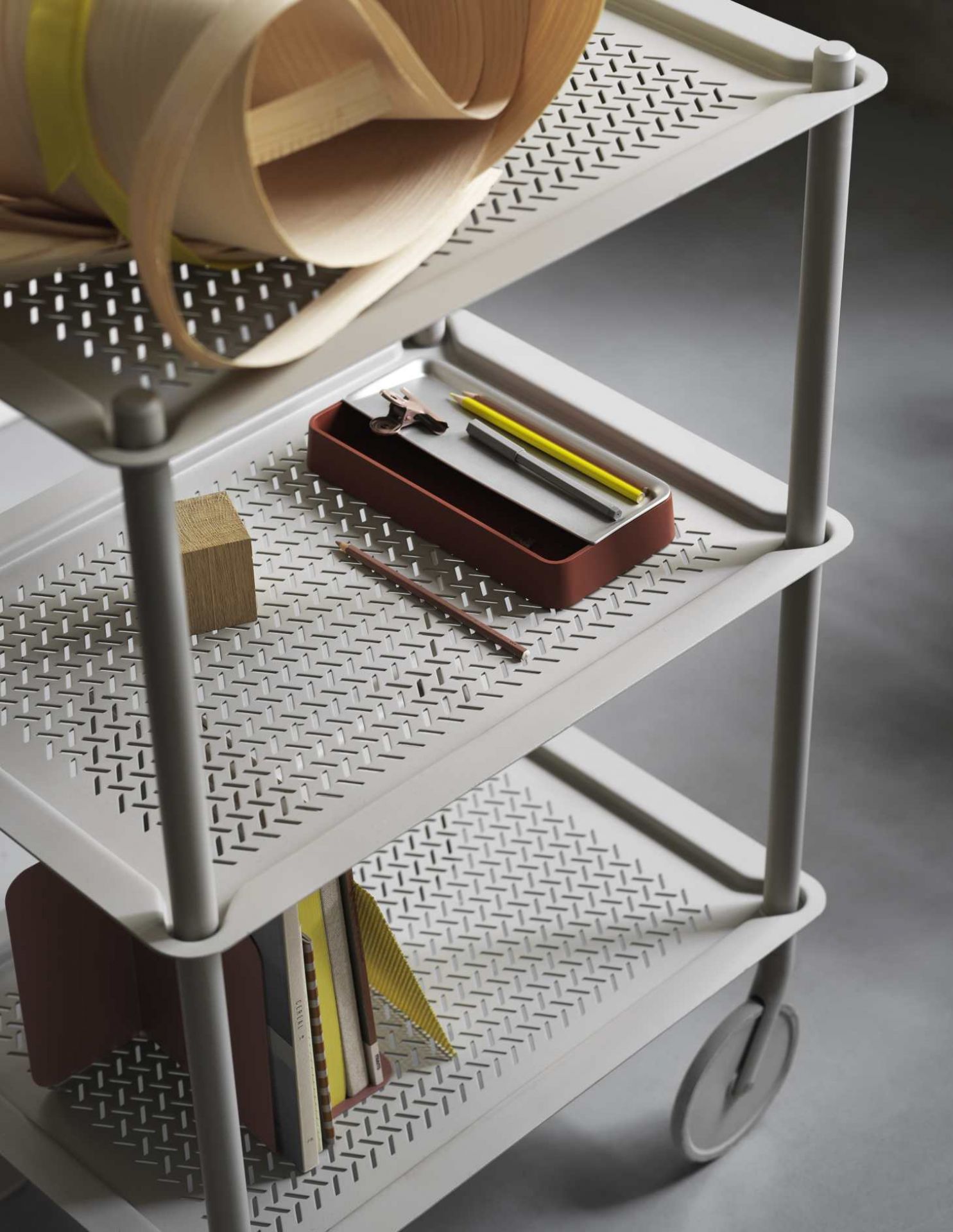 Flow Trolley Serving trolley Muuto