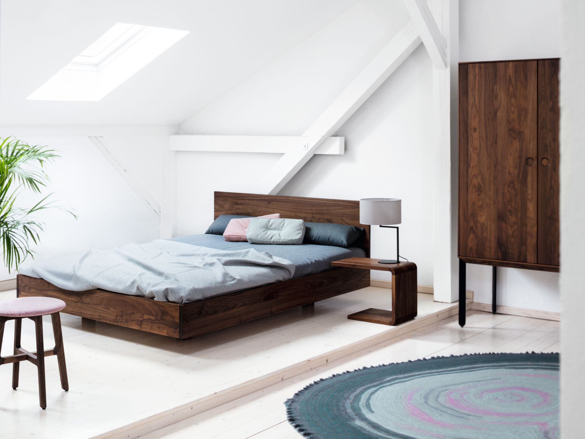 Simple HI 79 - 160 wooden bed Zeitraum