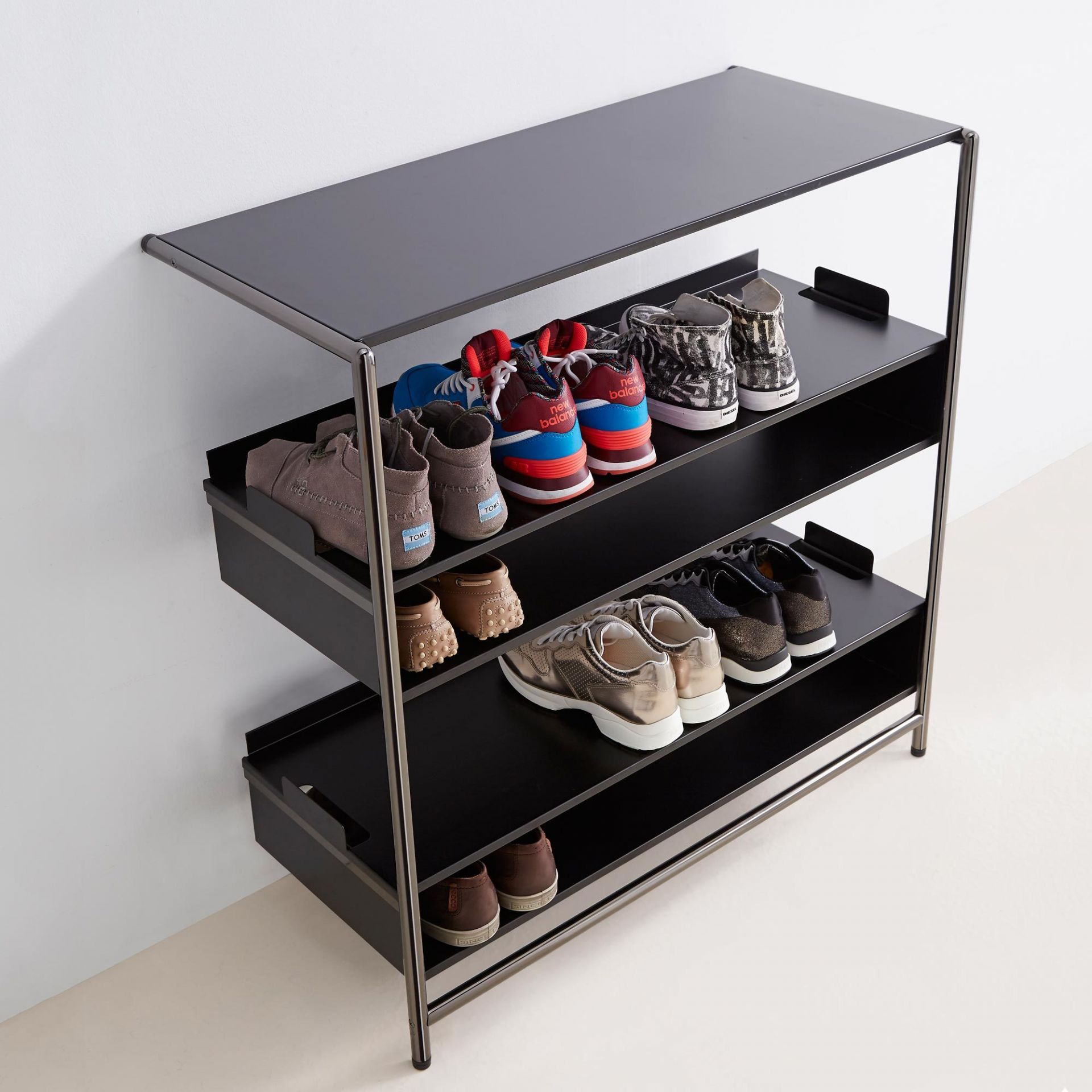 Pool 82 Leaning shelf / shoe rack Mox Pool 82 Leaning shelf / shoe rack Mox