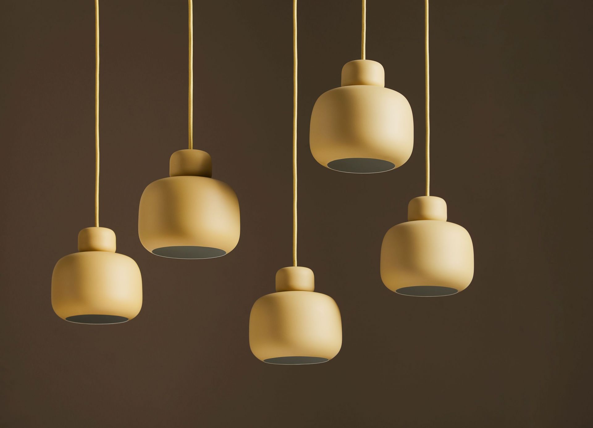 Stone Pendant light small Woud