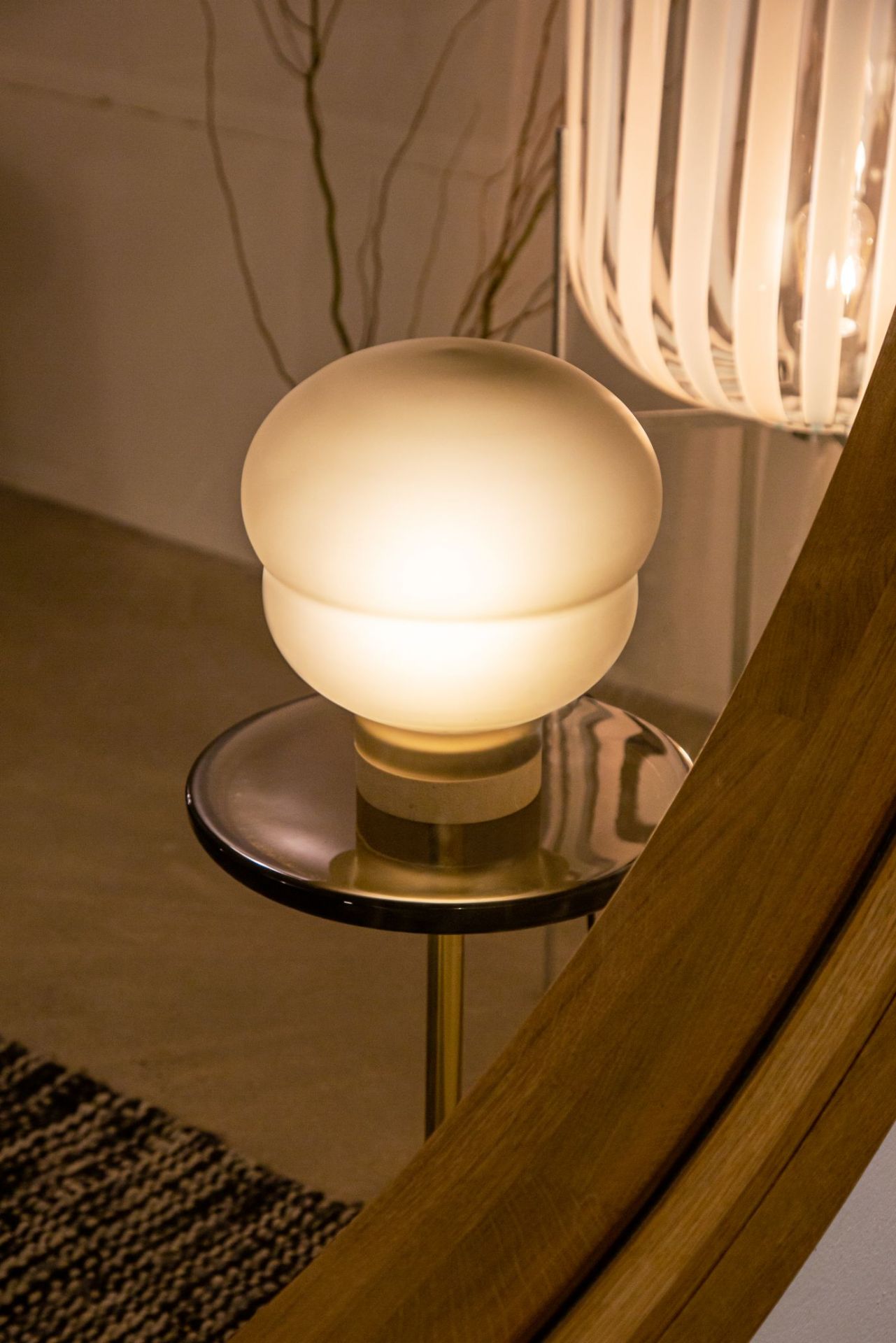 Kumo Table lamp medium white Pulpo