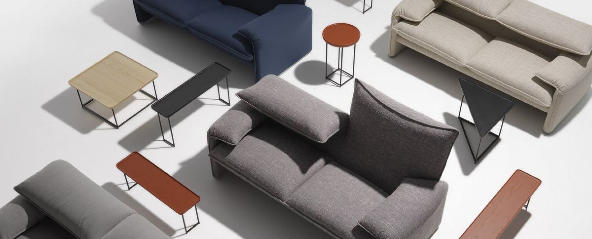 675 Maralunga sofa 2-seater Cassina