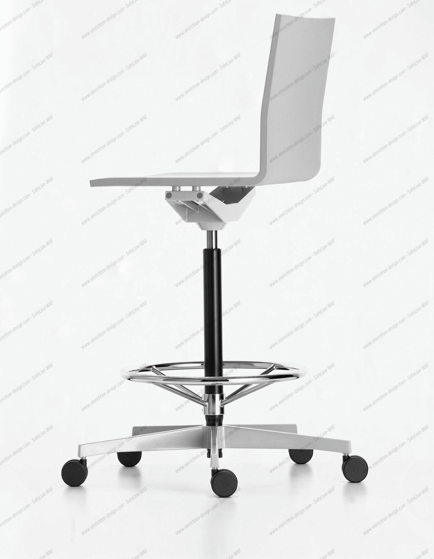 .04 Counter Chair without armrest Vitra 