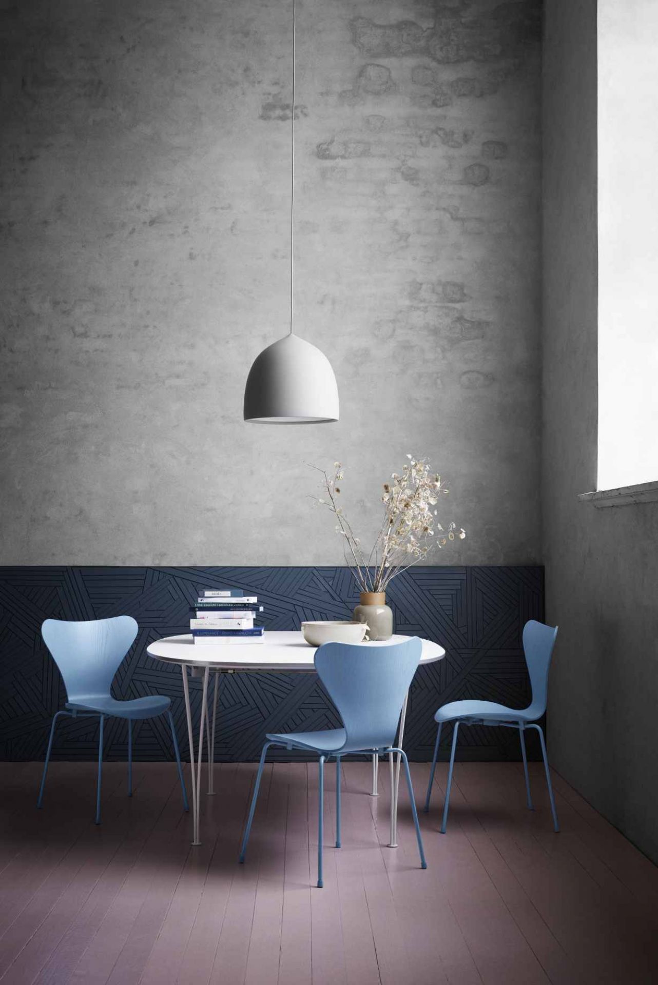 Seven / Series Chair 3107 Fritz Hansen QUICK SHIP