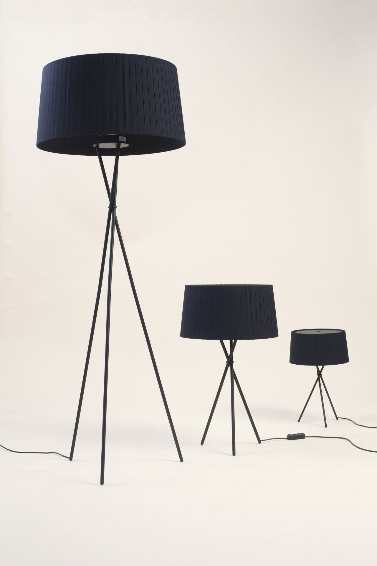 Tripode G6 Table Lamp Santa & Cole