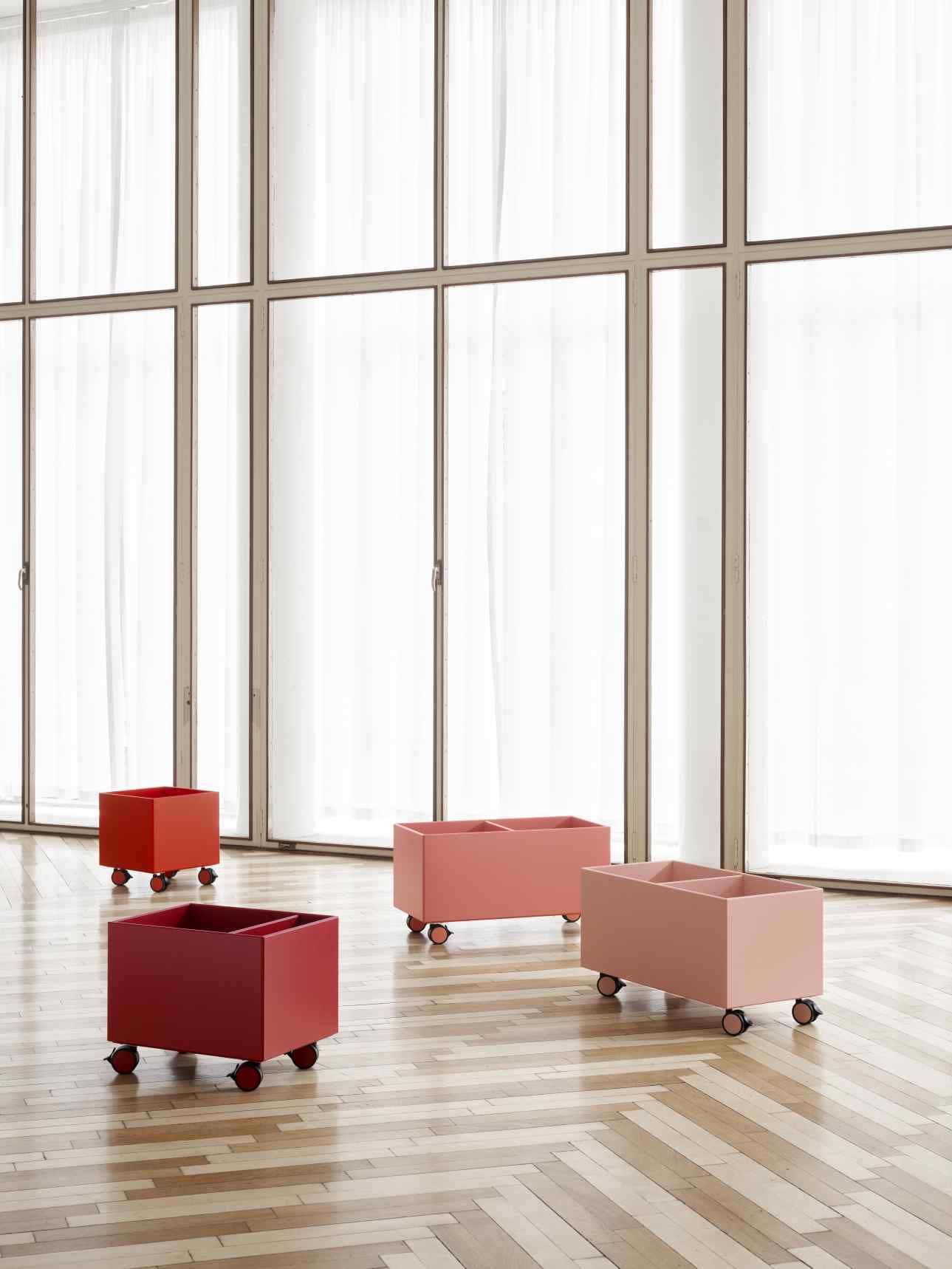 Colour Box III Storage Box on Wheels Montana