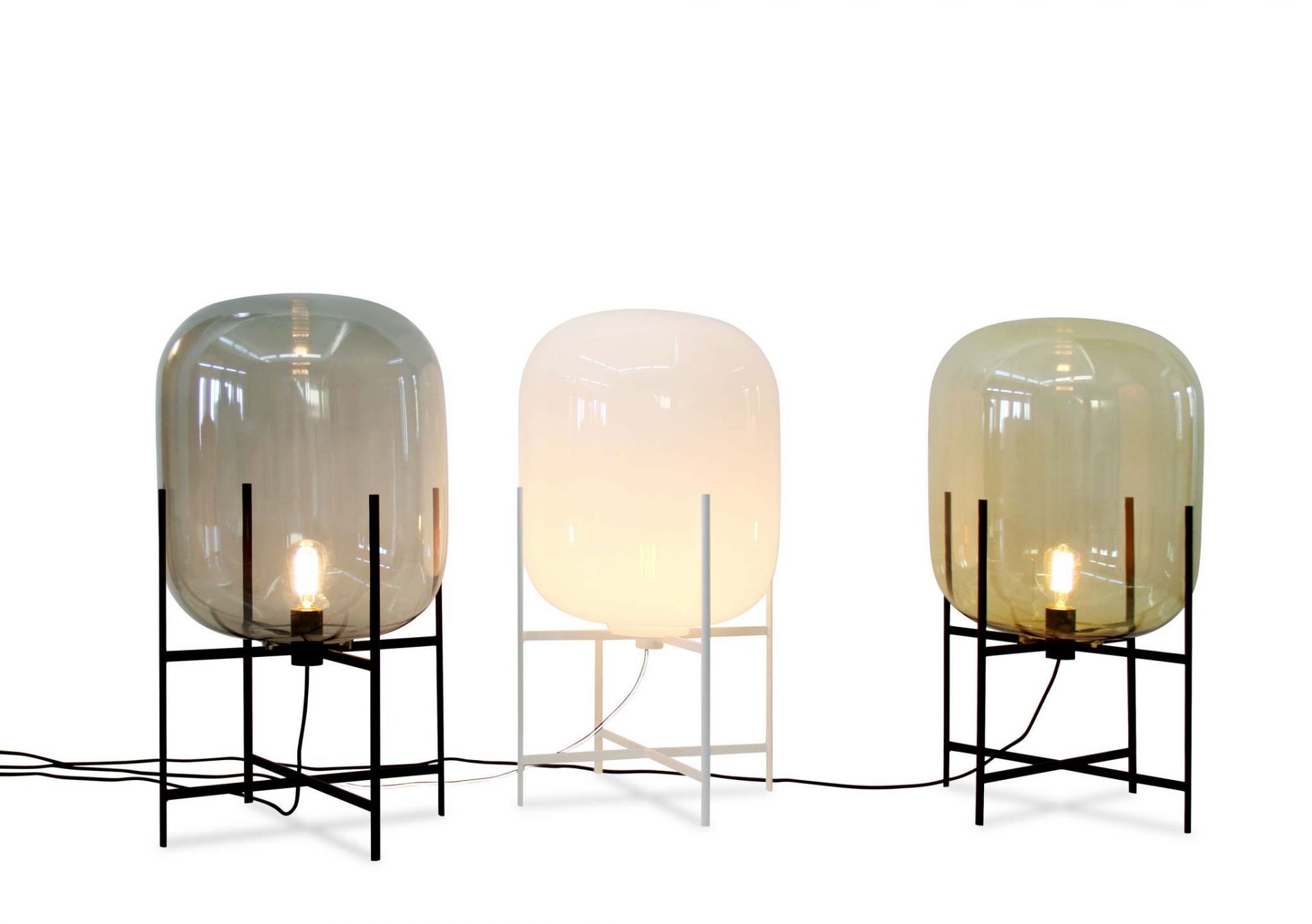 Oda Medium floor lamp Pulpo