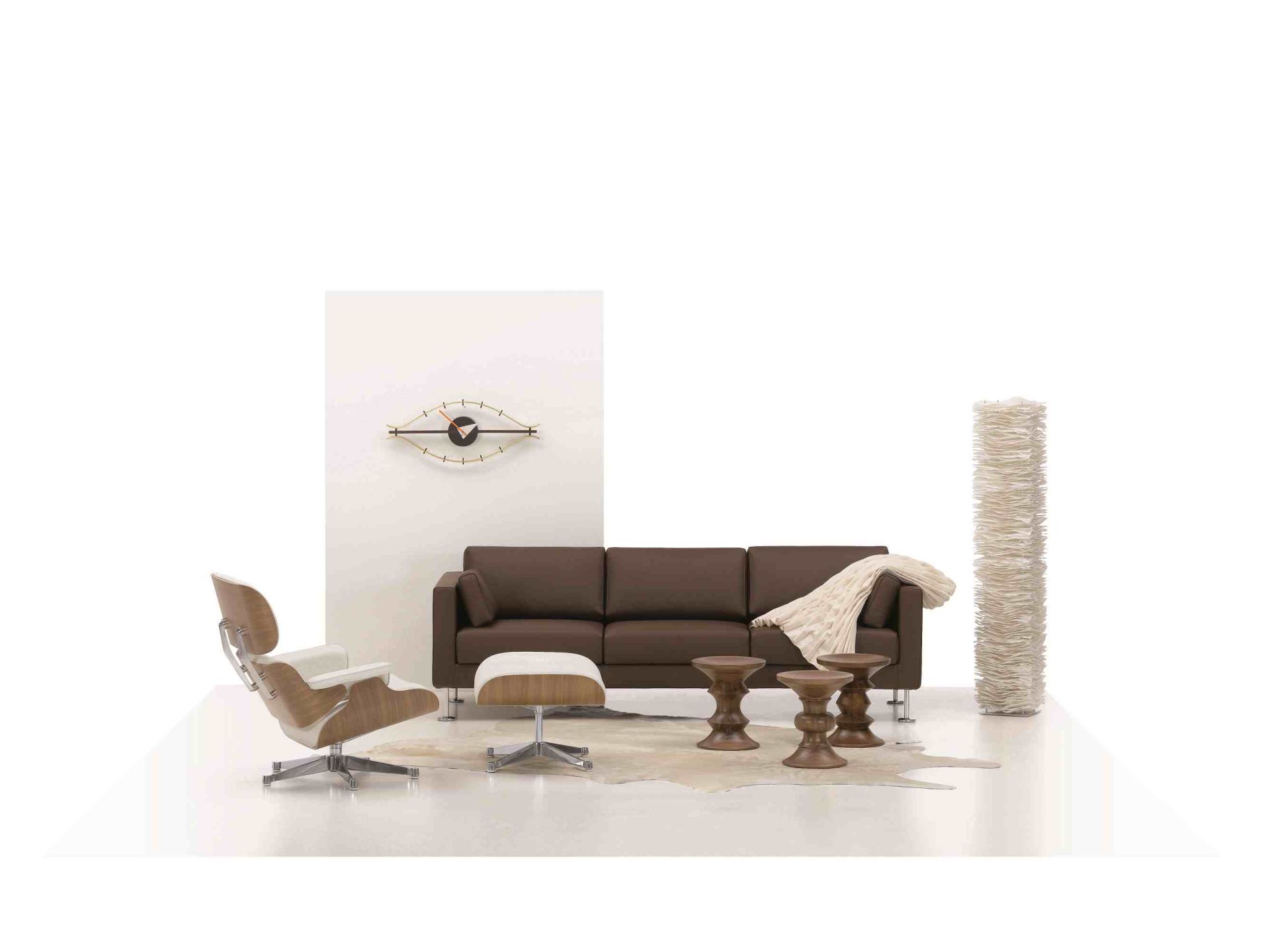 Eames Lounge Chair & Ottoman walnut white armchair Vitra
