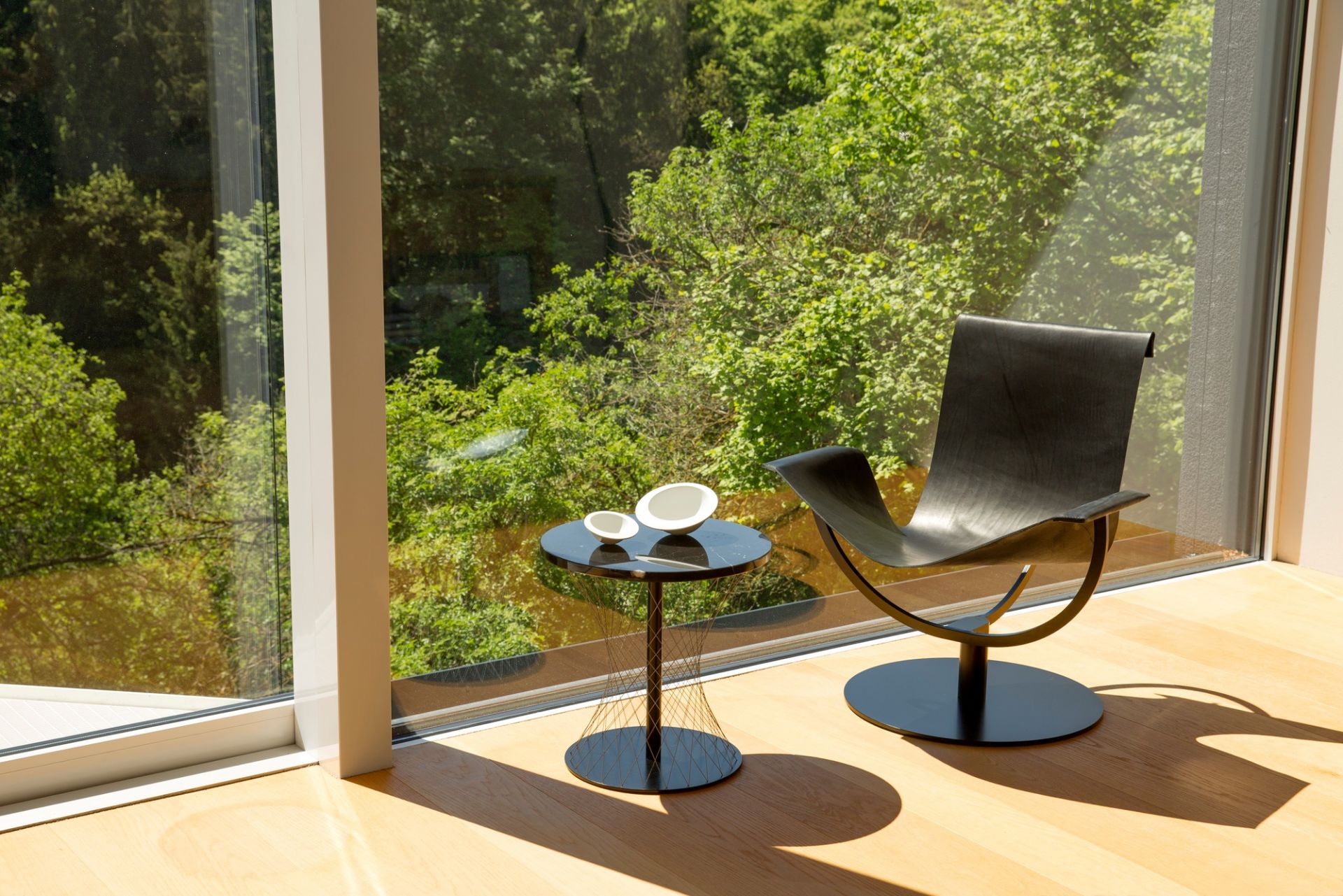 Network side table black Favius