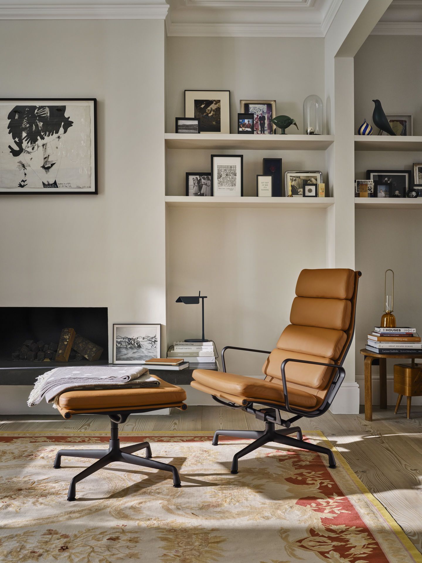 Soft Pad Chair EA223 / EA 223 Stool Vitra