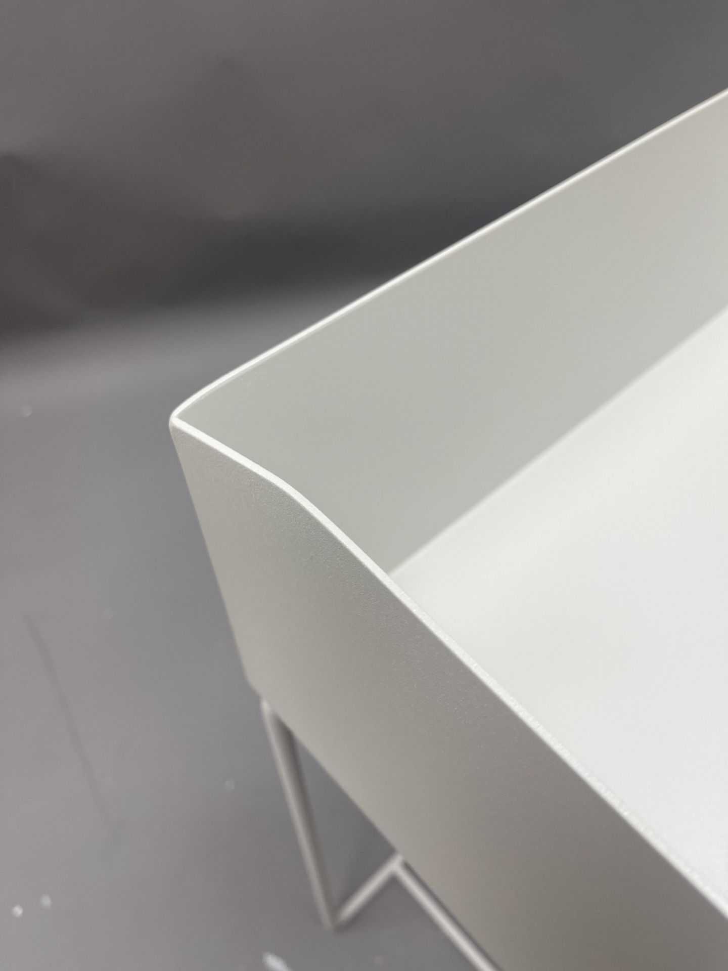 Plant Box LIGHT GREY Ferm Living MÄNGELEXEMPLAR