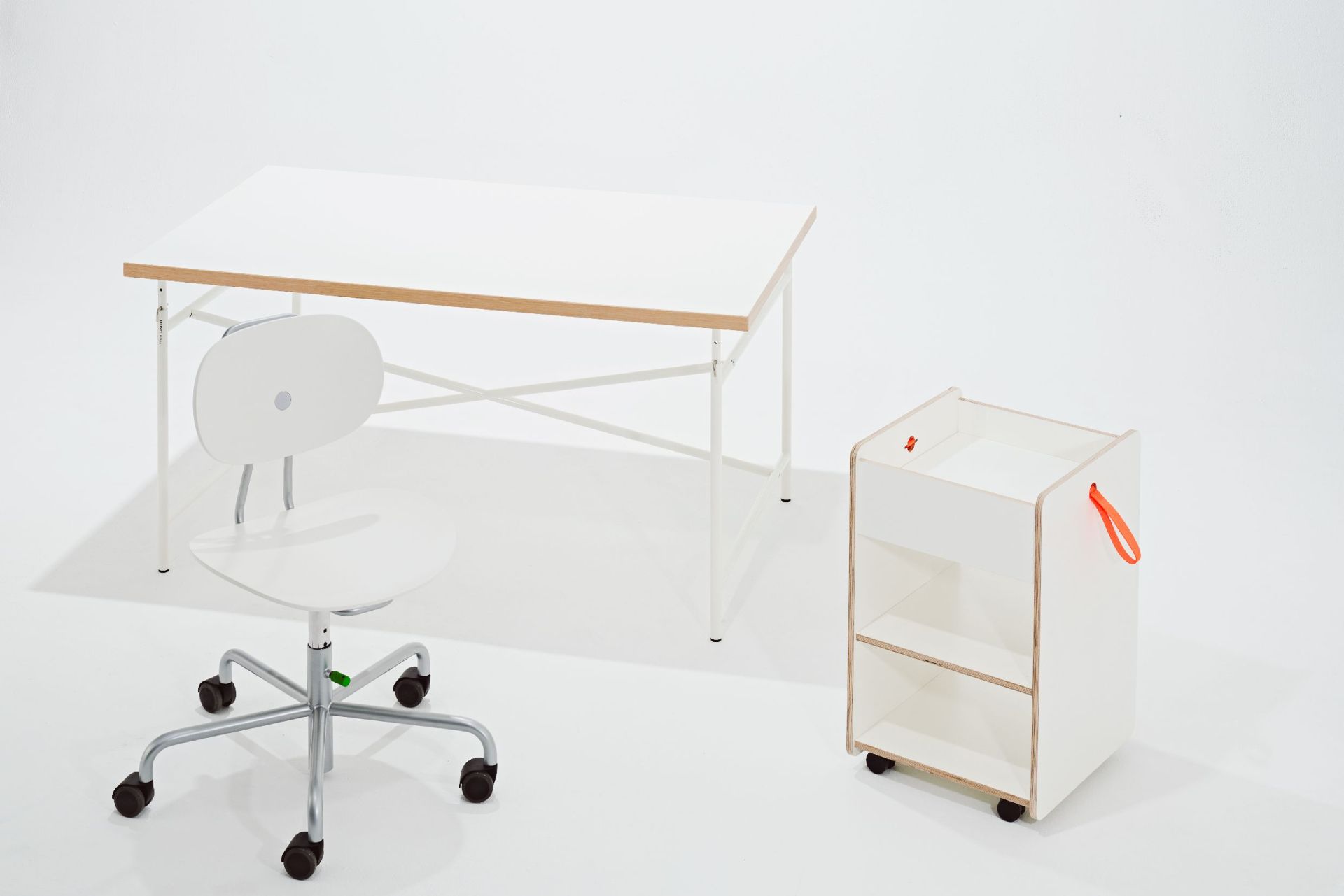 Schoolfriends Desk Set Richard Lampert