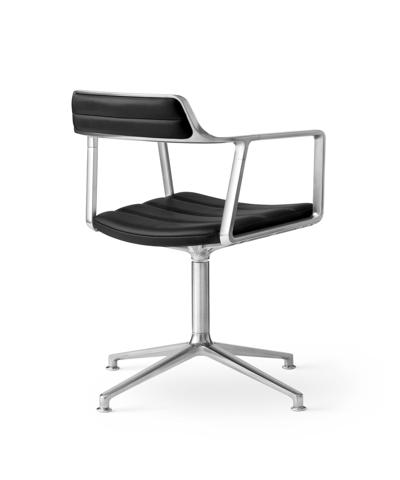VIPP452 Swivel Chair with Gliders Vipp