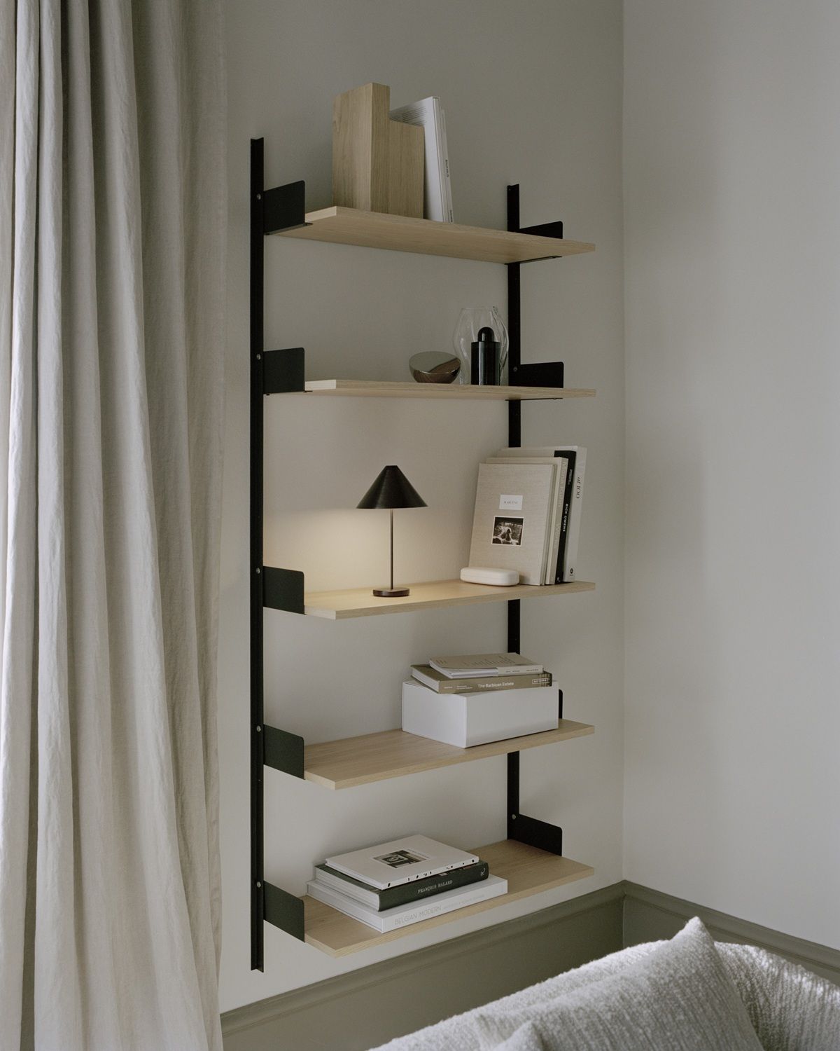 Wall Shelf 1900 New Works
