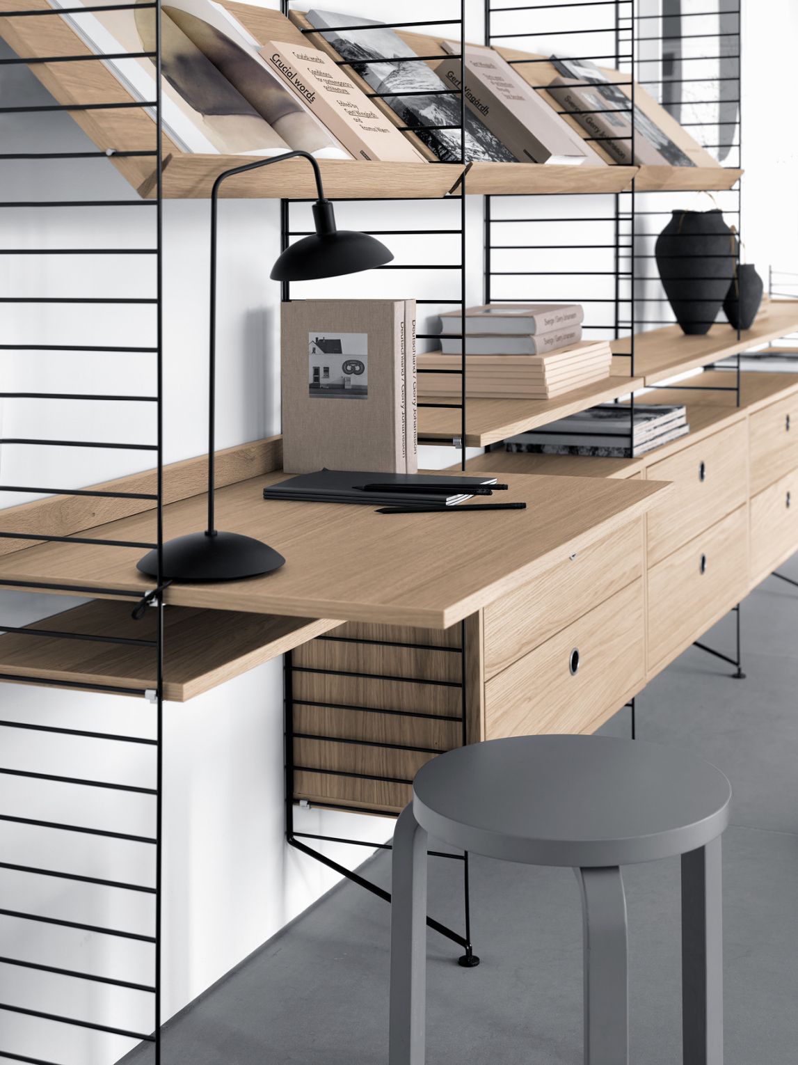 Single Piece Floor Ladder H 85 cm String Furniture 