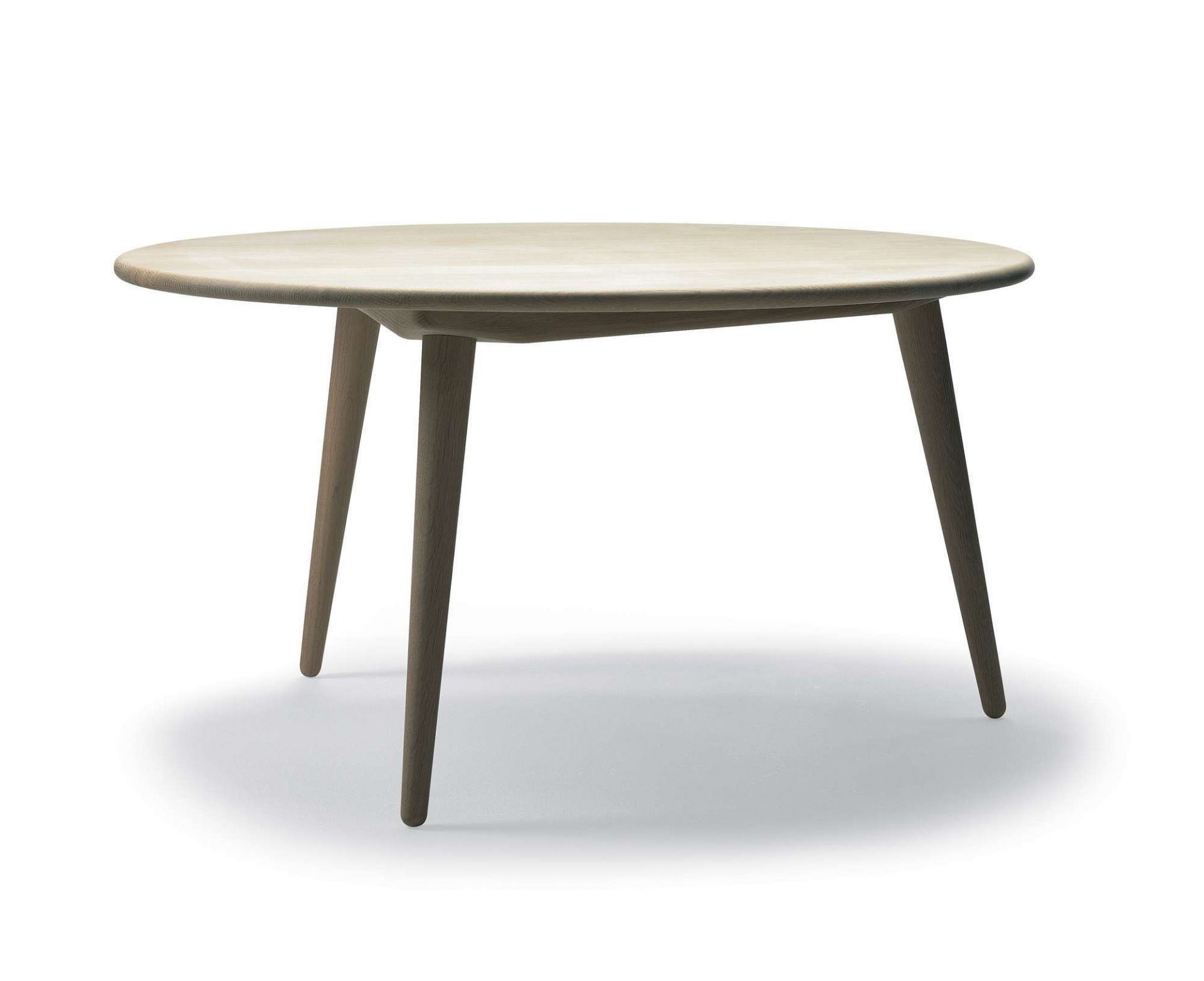 CH008 coffee / side table Carl Hansen & Søn