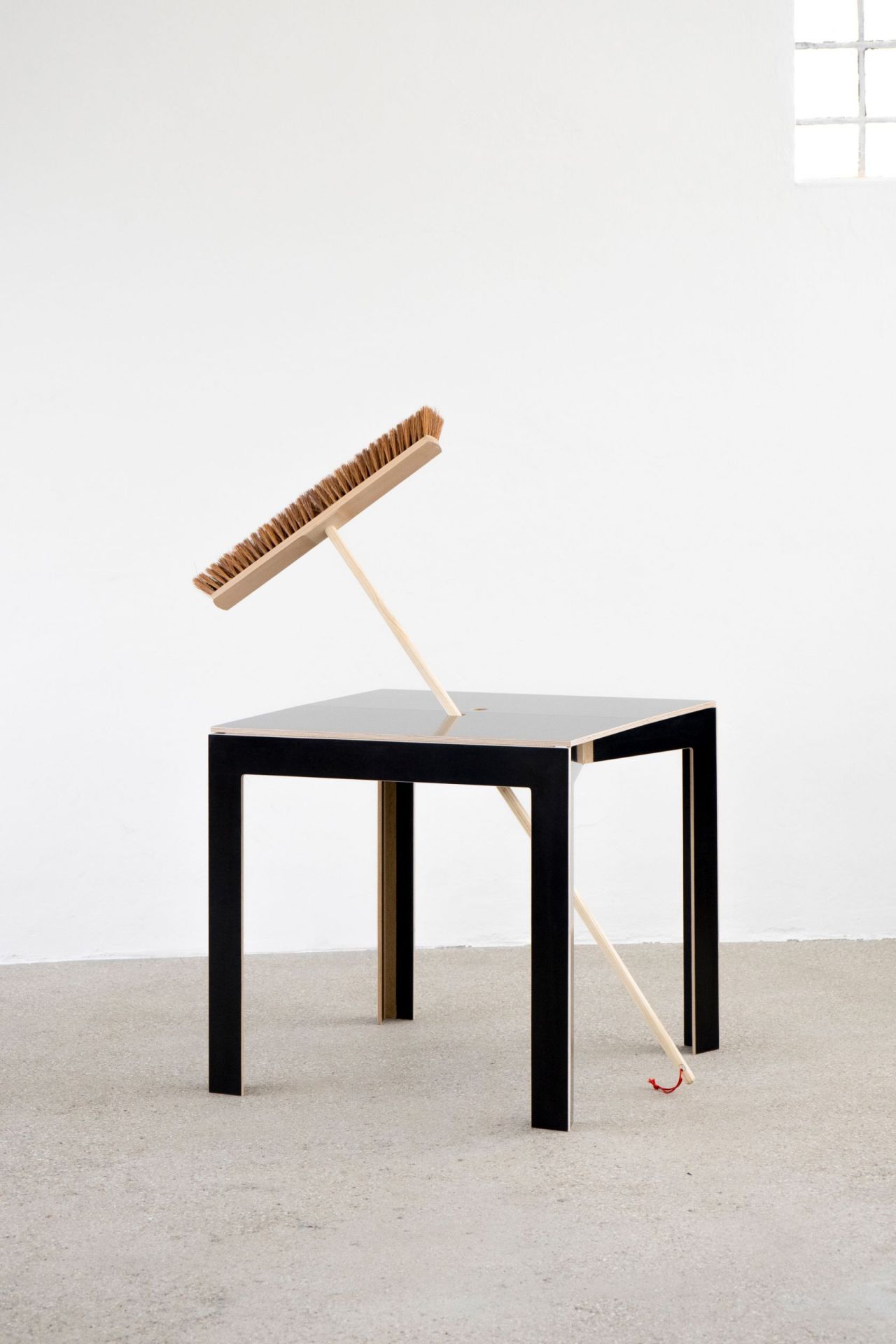 Last Minute Folding Table Nils Holger Moormann