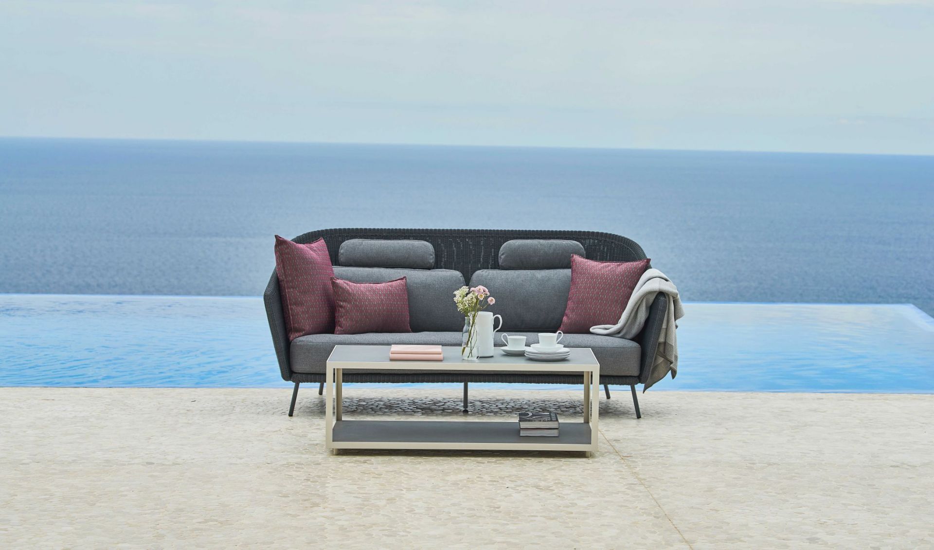 Mega Outdoor Sofa Cane-Line