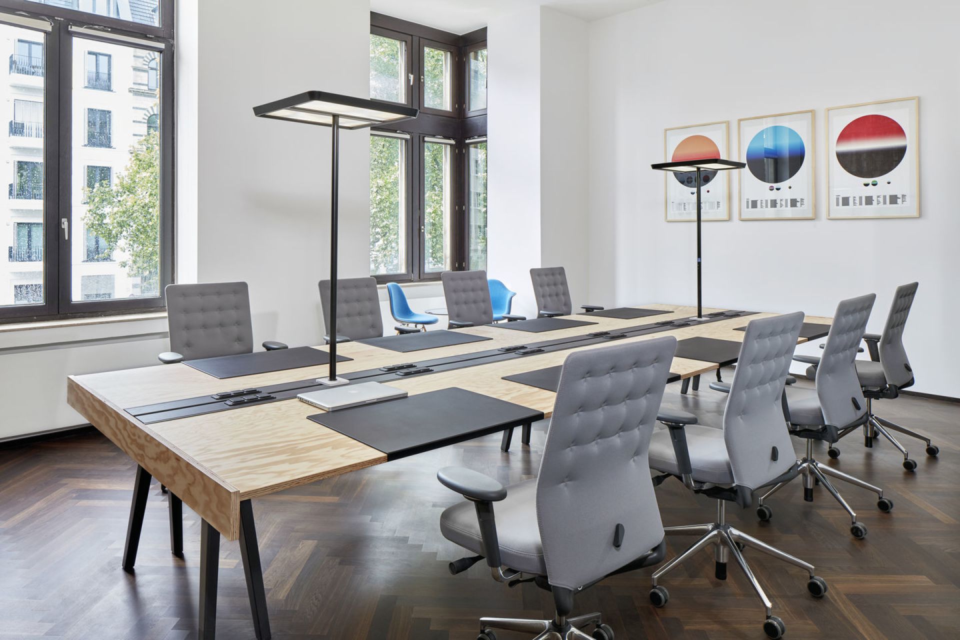 ID Chair - ID Trim support Office Swivel Chair Vitra