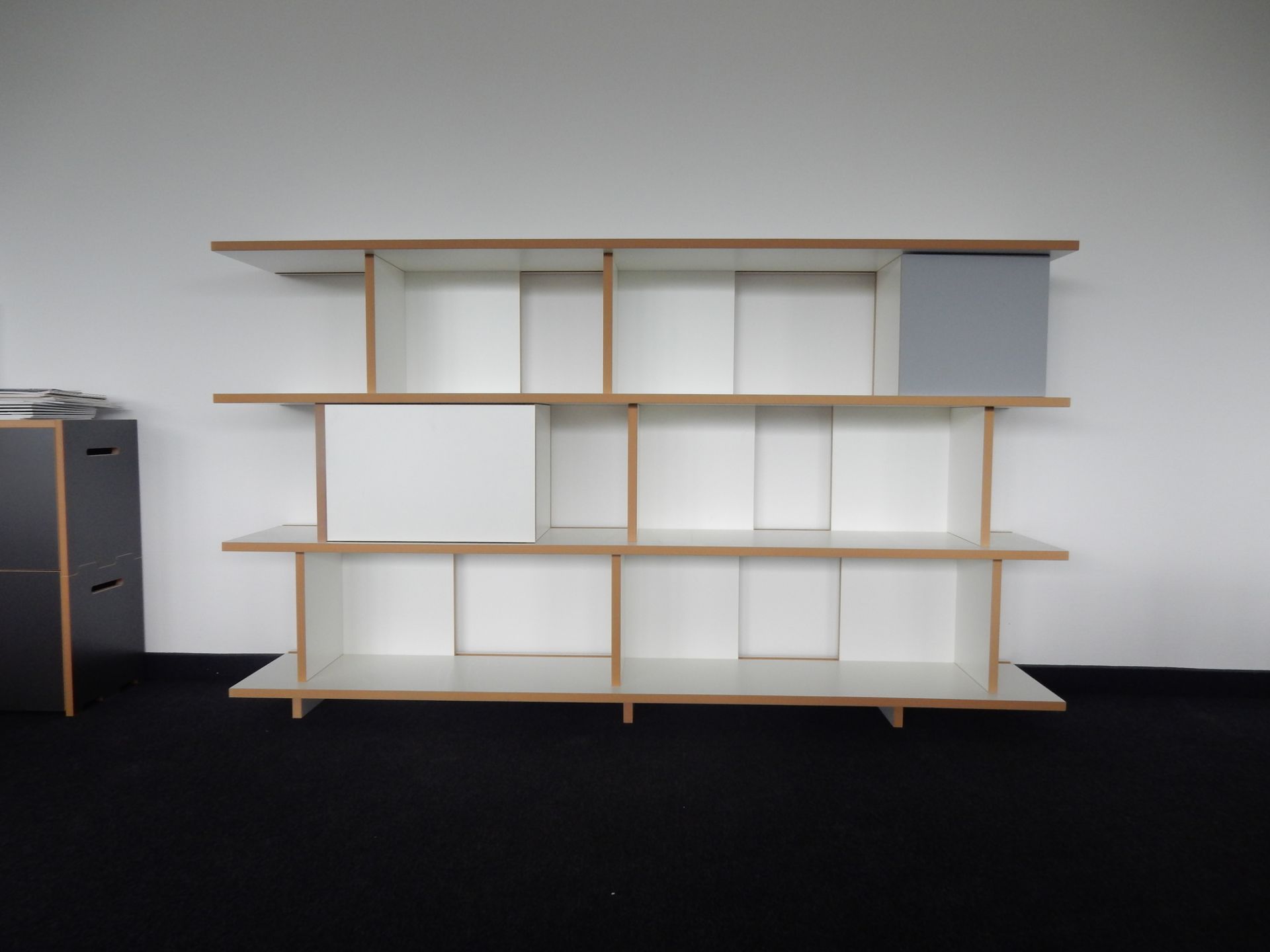 Stell shelf door module Tojo