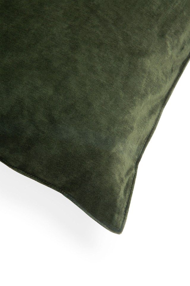 Velvet cushion 60x40 cm Ethnicraft 