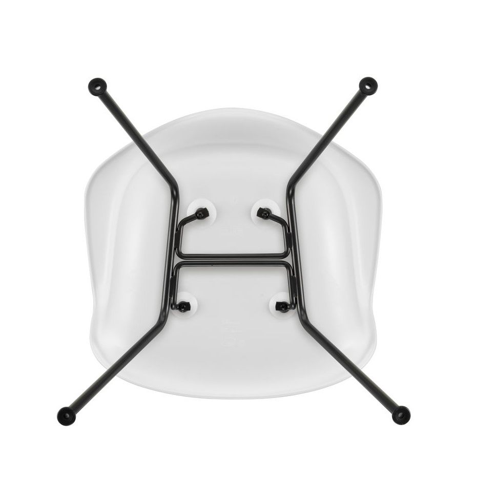 Eames Plastic Arm Chair DAX with seat cushion Vitra