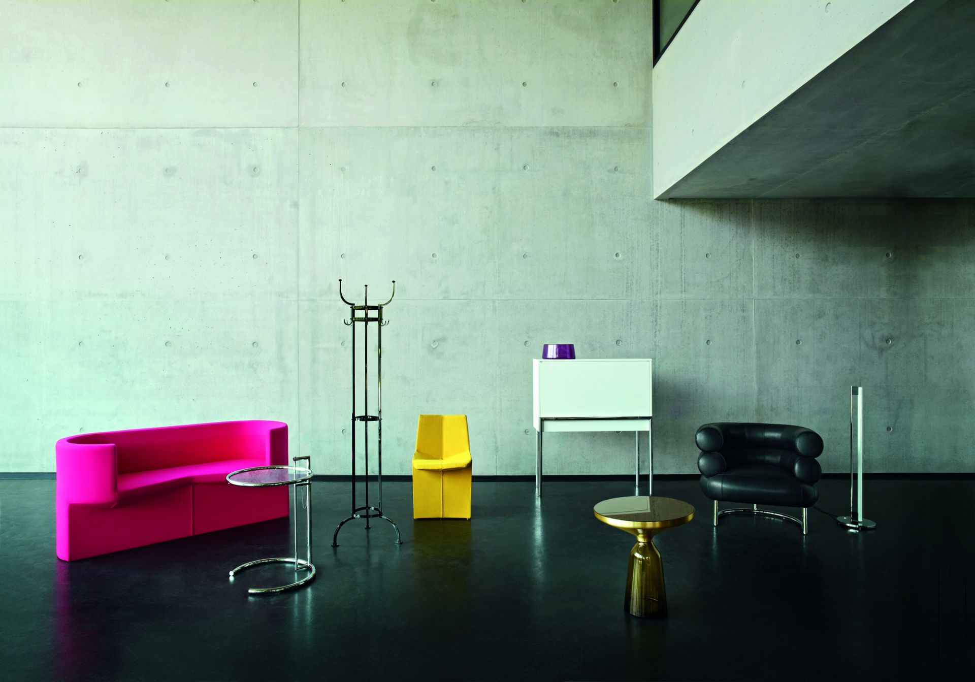 Bell Side Table ClassiCon Brass Amethyst Violet