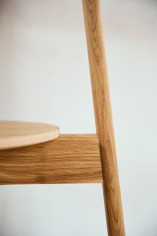 Lunar chair oak Form & Refine