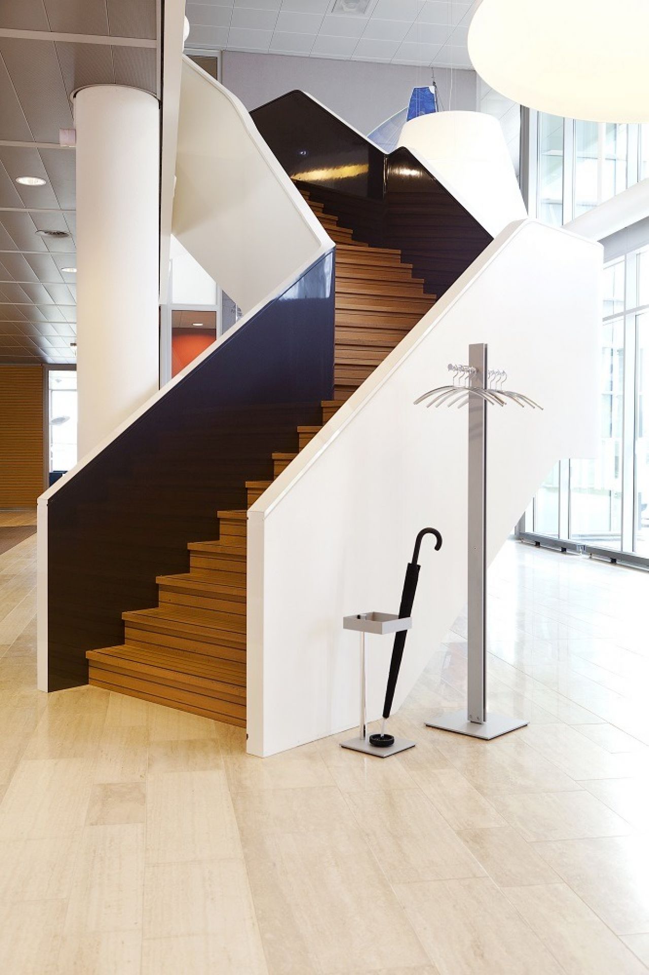 Standfree coat stand Cascando