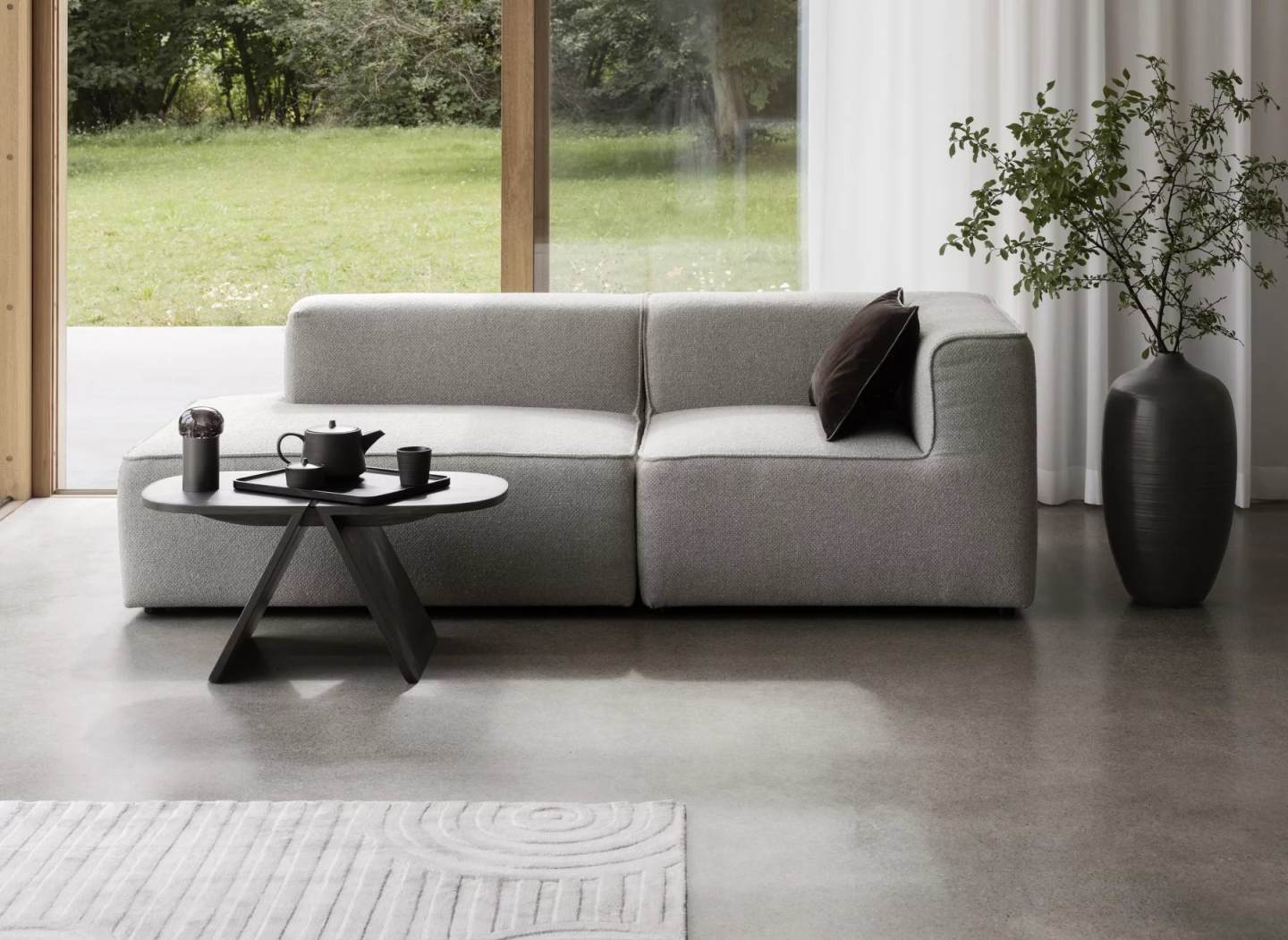 Avio side table W 80 x D 43 x H 38 cm Blomus