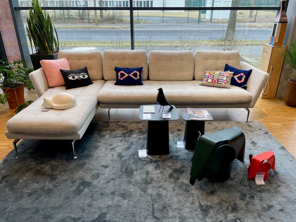 Suita Sofa 3 seater open with Suita Chaise Longue small Vitra EXHIBITION PIECE