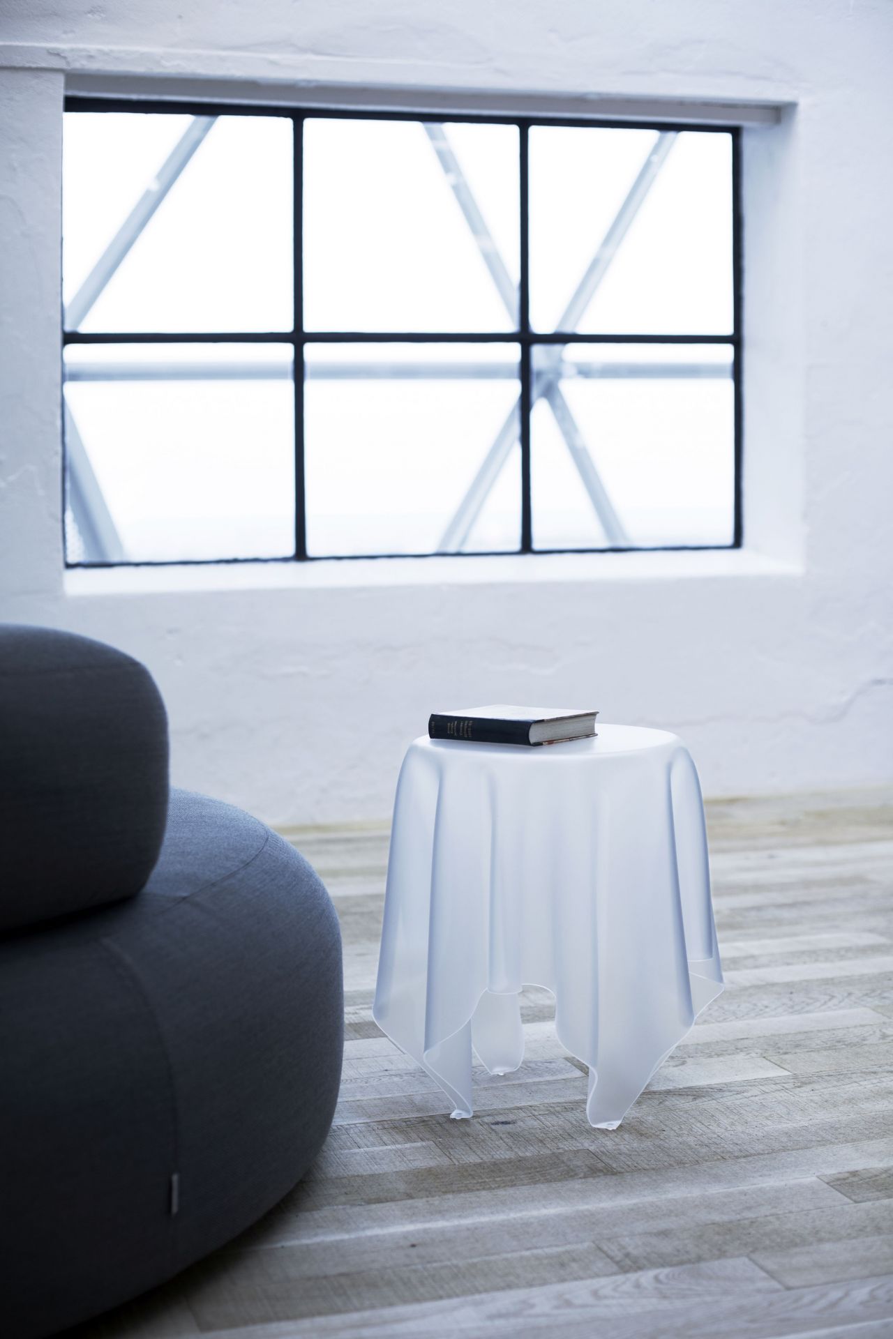 Essey Illusion Side Table ice Klein & More