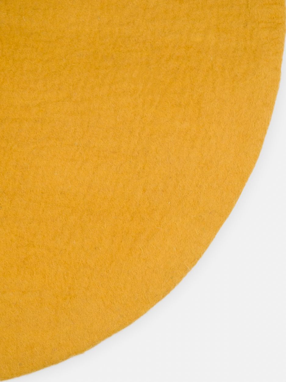 Mono Round Felt Rug Ø 160 cm myfelt Klara (mustard yellow)