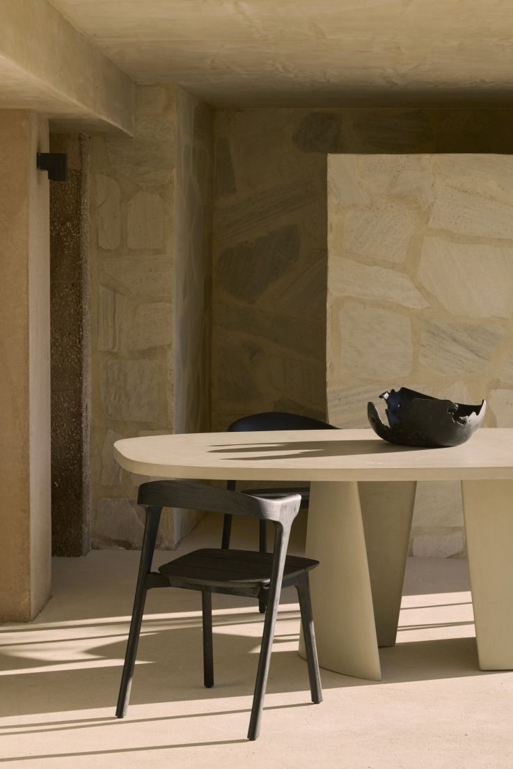 Canyon dining table outdoor concrete Ethnicraft