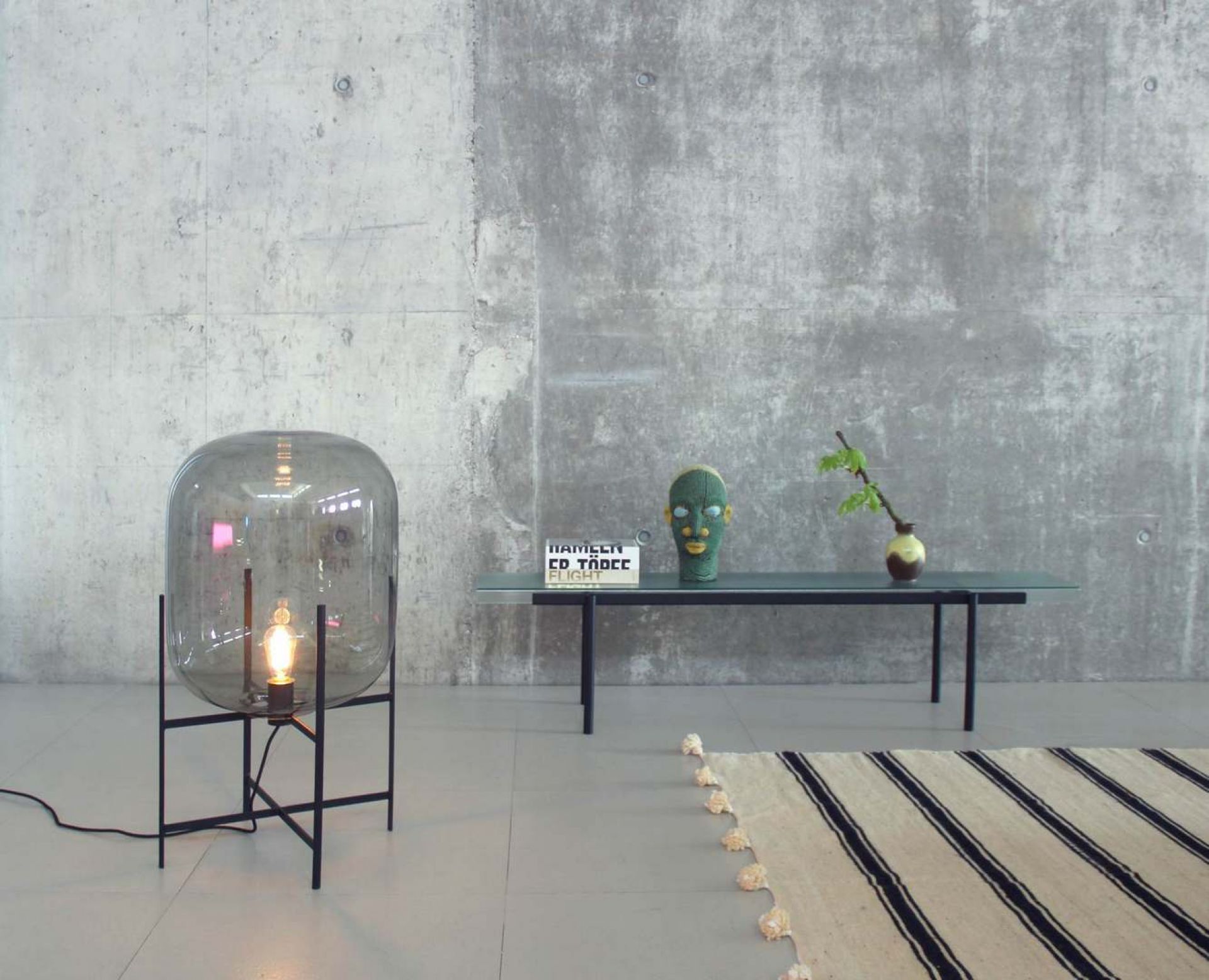 Oda Medium floor lamp Pulpo