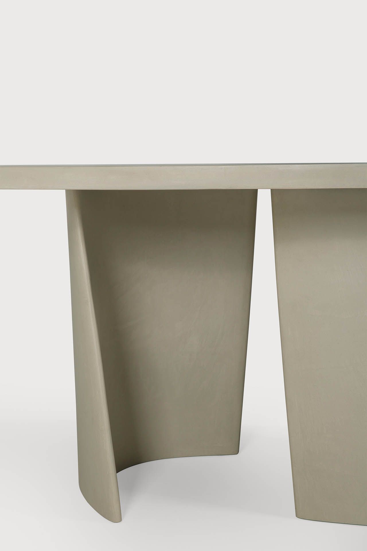Canyon dining table outdoor concrete Ethnicraft