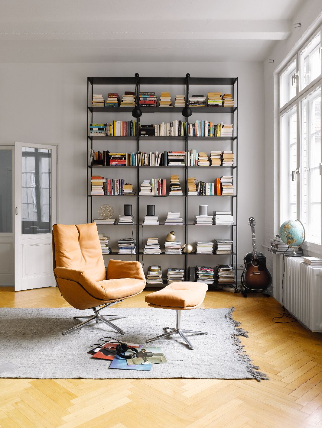 Cordia Lounge Stool Cor