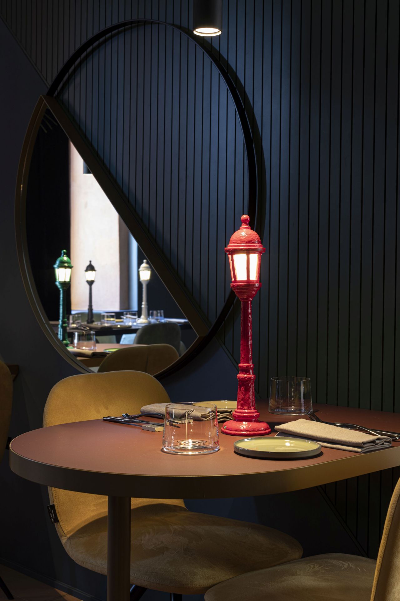 Street Lamp Dining rechargeable table lamp Seletti SINGLE PIECES