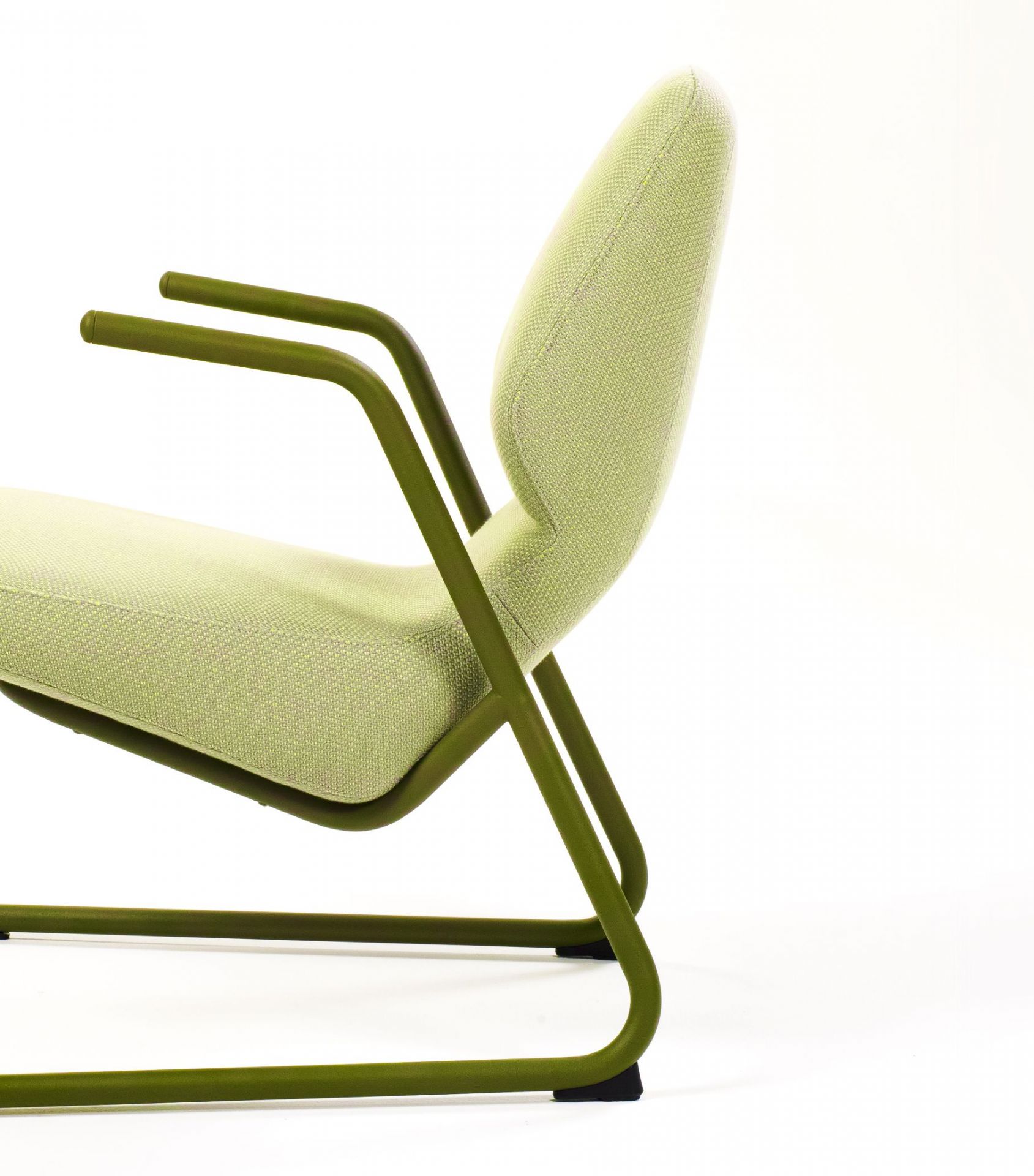 Oblique Indoor / Outdoor  Armchair Prostoria